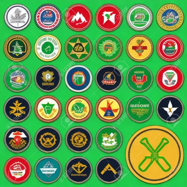 Conjunto de insignias de mérito scouts para actividades al aire libre y académico