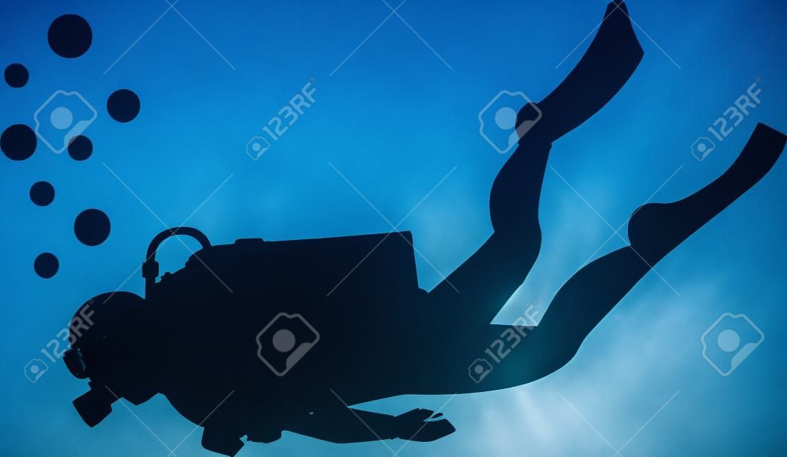 Подводное плавание силуэт