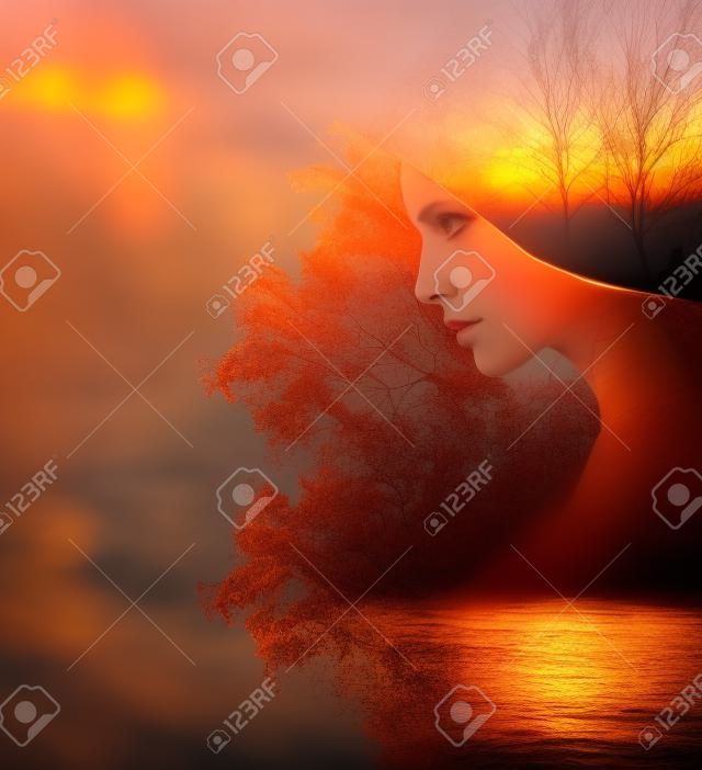 abstrakt Doppelbelichtung der Frau und Schönheit der Natur in den Sonnenuntergang auf dem Fluss, abstraktes Konzept