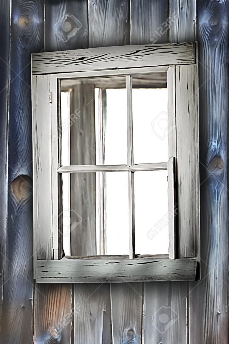 令人毛骨悚然的舊的窗口與空間插入自己的圖形或圖像