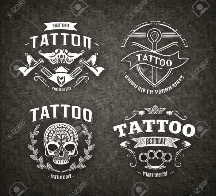 Vector tattoo studio illustratie templates op witte achtergrond. Cool retro gestileerde vector emblemen.