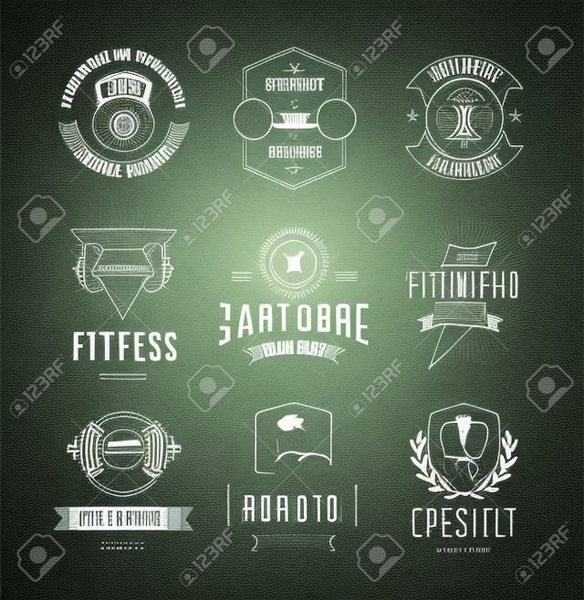 Set von Retro-Design Fitness-Embleme. Weinlese-Fitness-Studio-Symbol-Vorlagen. Vektor-Illustrationen.