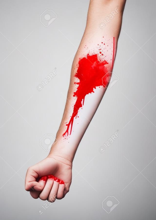 Homme bras avec veines de sang sur fond blanc, soins de santé et concept médical