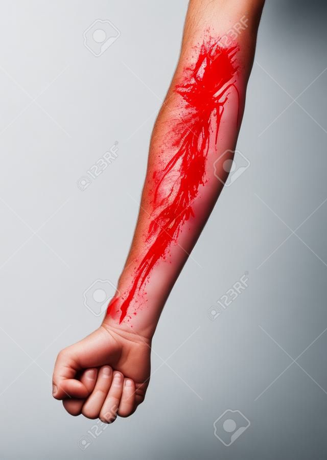 Рука человека с венами крови на белом фоне, здравоохранение и медицинская концепция