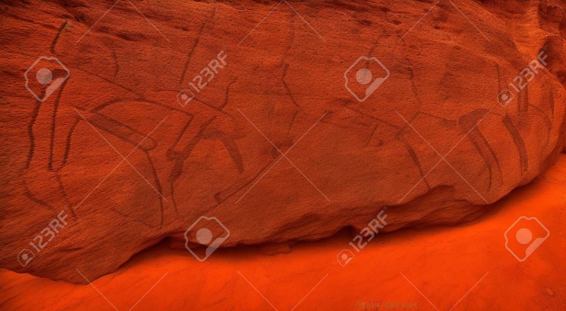 古老的岩畫在撒哈拉大沙漠，Tadrart，阿爾及利亞