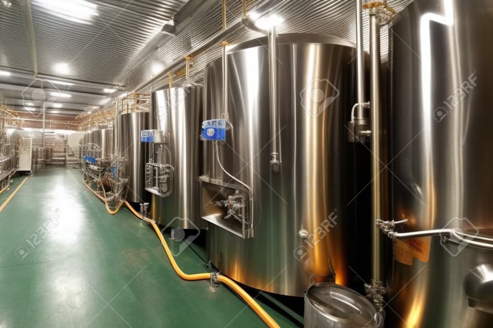 Linia do produkcji piwa rzemieślniczego w prywatnym minibrowarze