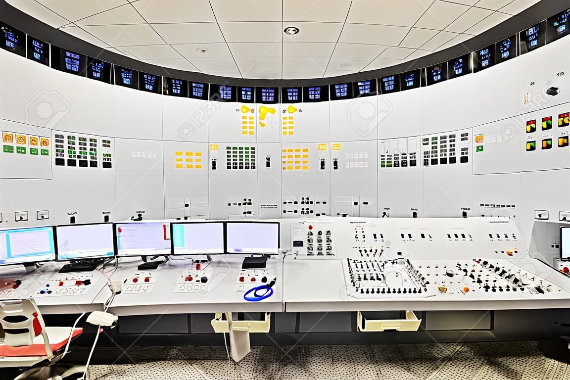 Centralna sterownia elektrowni jądrowej. Szczegół urządzenia do pompowania panelu sterowania.