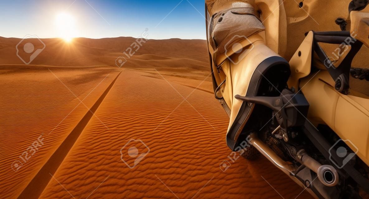équitation dans le désert