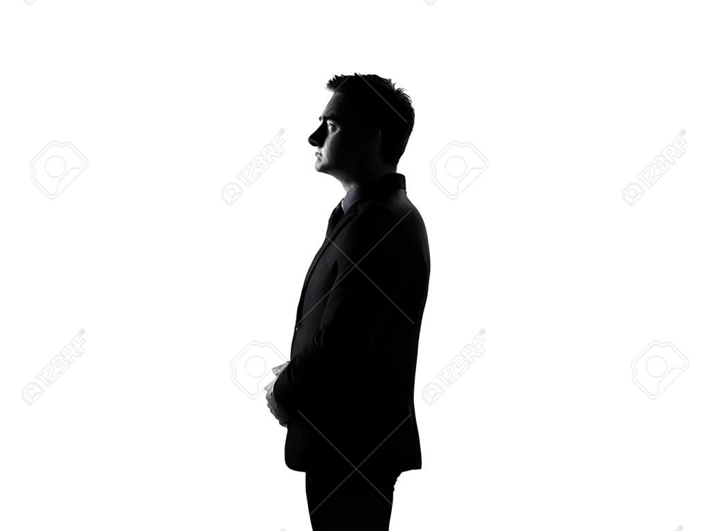 Profilo di sagoma indoeuropeo commerciale uomo alzando lo sguardo che esprime la lunghezza completa di comportamento su studio grave isolato sfondo bianco