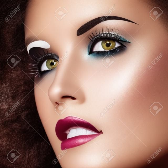 Easy editable layered illustration of beautiful confident woman with makeup looking up 