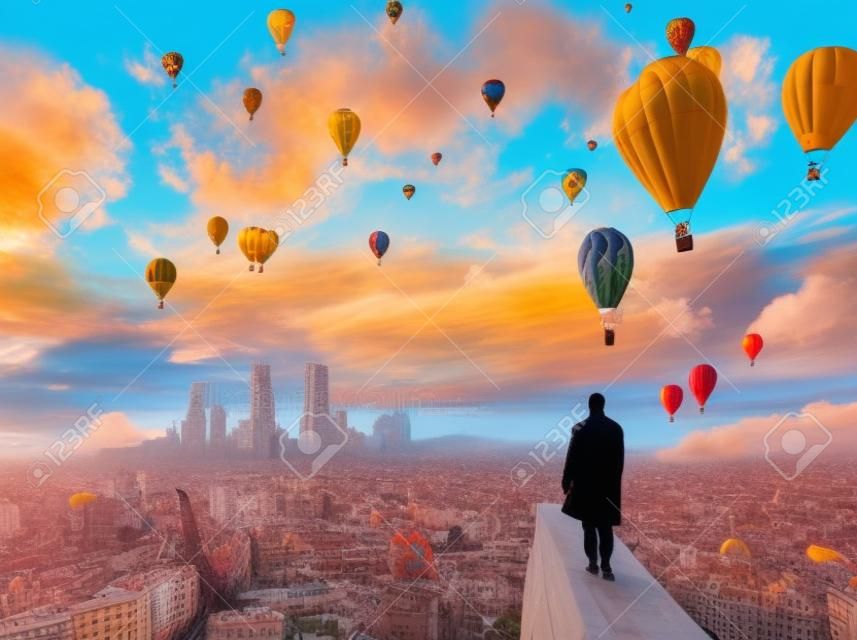 Muchos globos aerostáticos vuelan en el cielo azul al amanecer o al atardecer. Festival de globos aerostáticos volando sobre una hermosa ciudad generativa ai para ilustraciones.