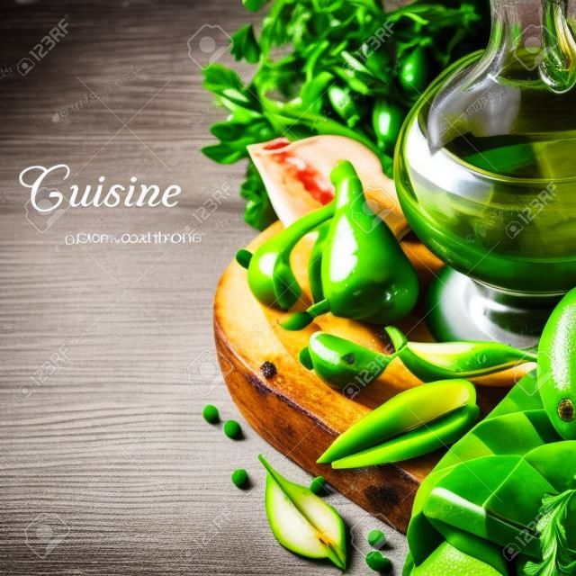 Los ingredientes frescos para cocinar con aceite de oliva