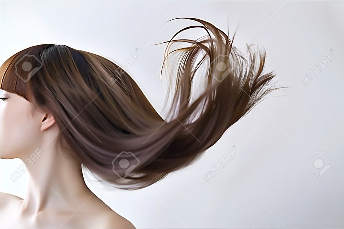 Diffusion des femmes de cheveux
