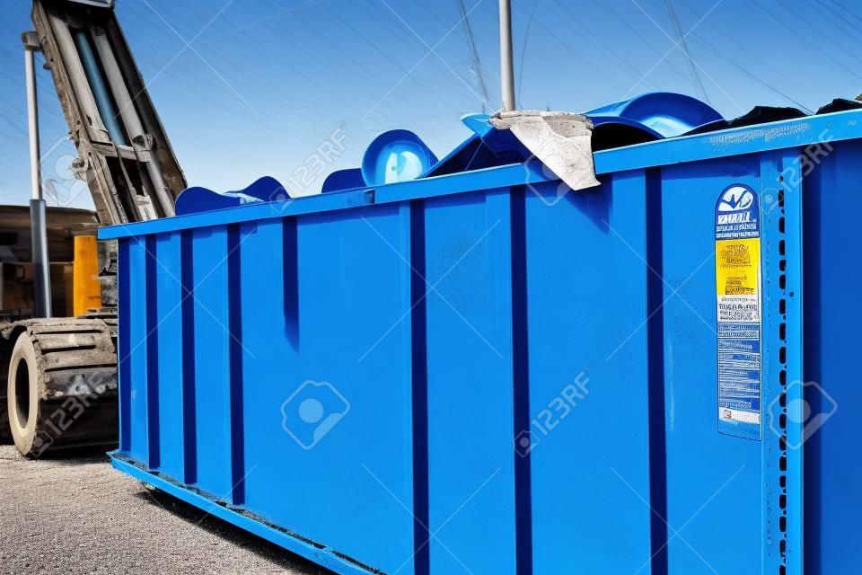 Blu dumpster, reciclagem de lixo de reciclagem de resíduos em ecologia e meio ambiente