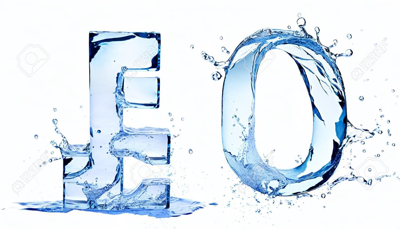 Letras de agua H2O aisladas sobre fondo blanco