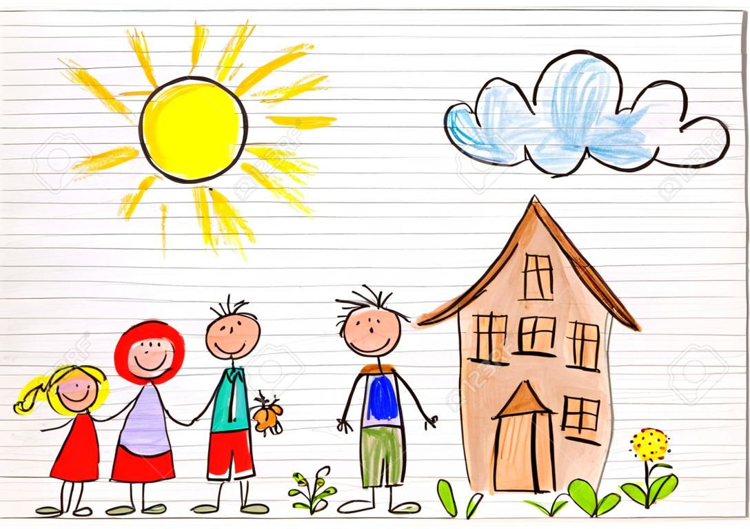 Los niños de dibujo de la familia feliz en un trozo de papel