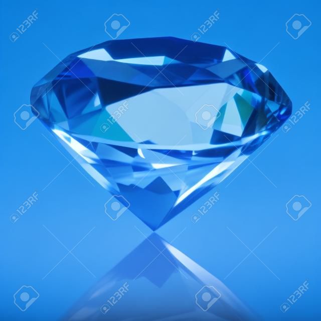 孤立的蓝钻石