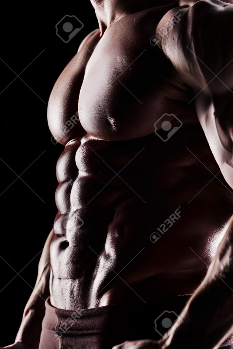 Modelo Atlético Forte Torso Da Aptidão Do Homem Que Mostra Seis Abs Do  Bloco Imagem de Stock - Imagem de muscular, postura: 109990367