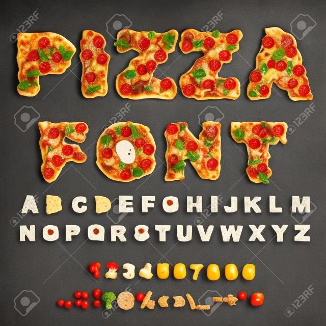 比薩字體。快報麵團。食品字母。快餐ABC。意大利食物。比薩新鮮的切片。數字和標點符號。西紅柿和蘑菇。綠黨和香腸。奶酪和橄欖