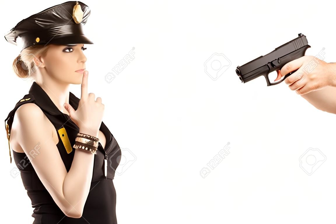 mooie politie vrouw met handen omhoog gebaar