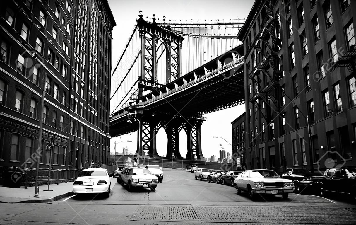 Manhattan Bridge, view from Washington street in Brooklyn, black and white, New York City, USA