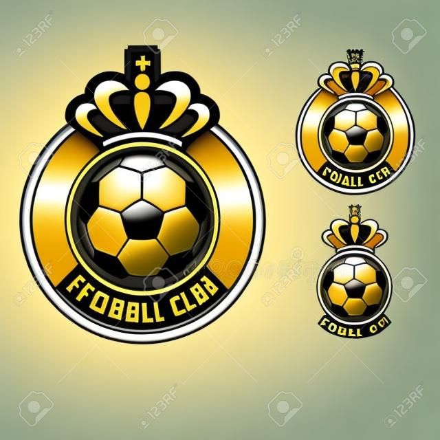 サッカーのエンブレムやサッカー チームのサッカー バッジ ロゴ設計。黄金の王冠と古典的なサッカー ボールのミニマルなデザイン。黒と白のアイコンでサッカー クラブのロゴ。ベクトルの図。
