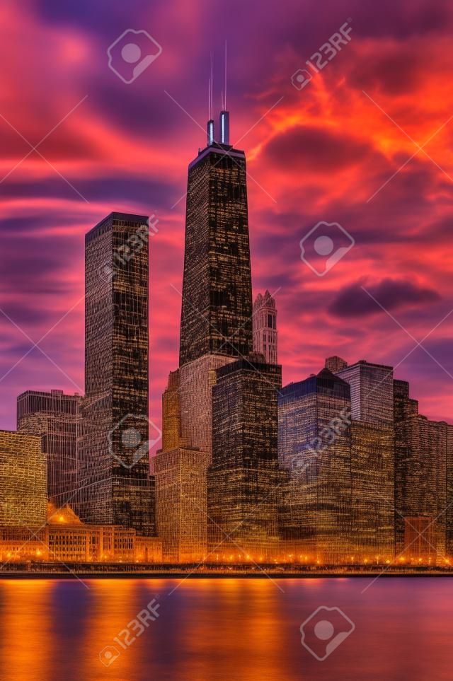 Chicago skyline  Image of Chicago downtown skyline during beautiful sunset 