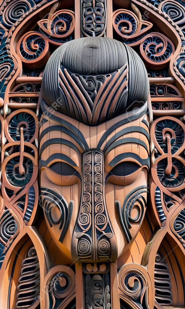 Maori carving te Rotorua, Nieuw-Zeeland