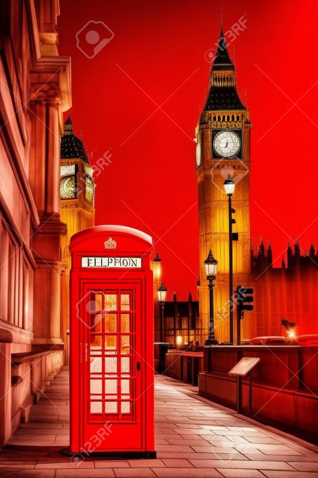 伦敦传统的红色电话亭和大本钟