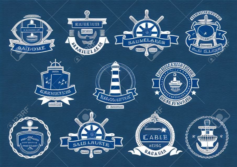 Blu etichette marine, logo o emblemi impostato con ancore, ruote, barche a vela, il faro, nastri, corde, catene e stelle
