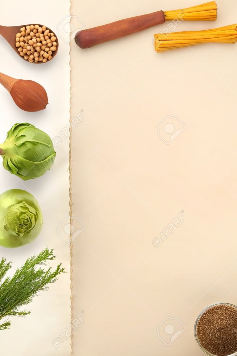 食材と白い背景で隔離の紙