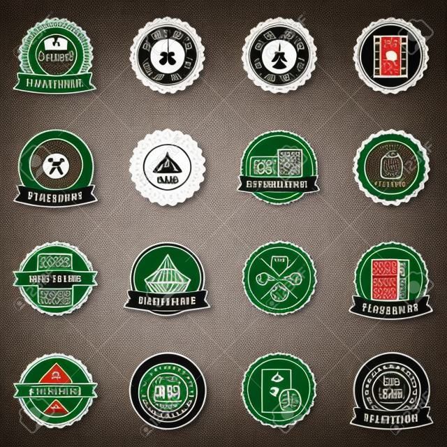 Las etiquetas de póquer y los iconos conjunto - distintivos o logos vector holdem vendimia