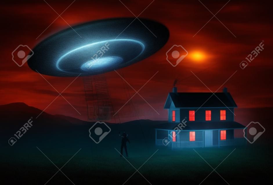 UFO Kaçırma. Bir kişi evinin bir ürkütücü akşam önünde kaçırılıyor.