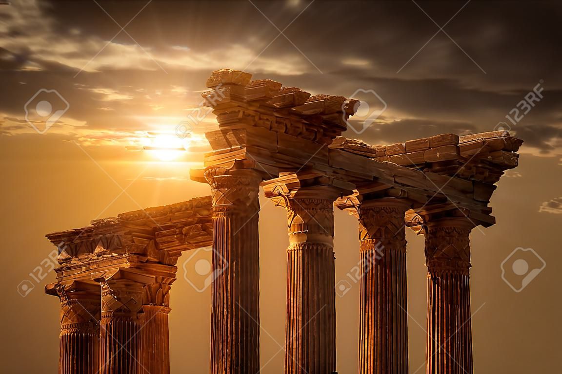 Temple d'Apollon sur Sunset