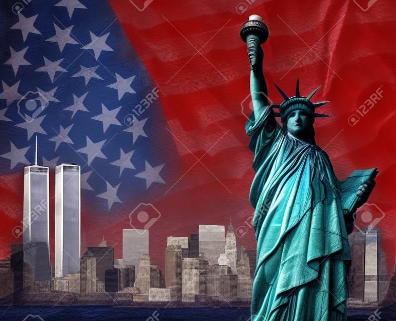 Orizzonte di Manhattan di New York prima dell'11 settembre con le torri gemelle del World Trade Center e la bandiera degli Stati Uniti - simboli patriottici.