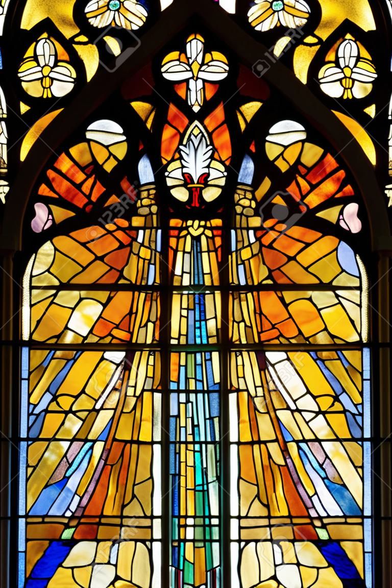 彩色玻璃教堂窗