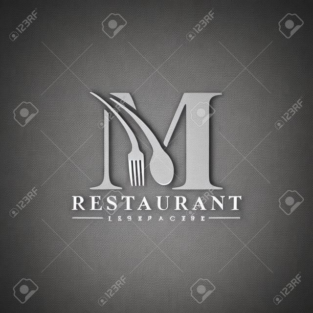Anfangsbuchstabe M Logo mit Löffel und Gabel für Restaurant-Logo-Vorlage. Bearbeitbare Datei EPS10.