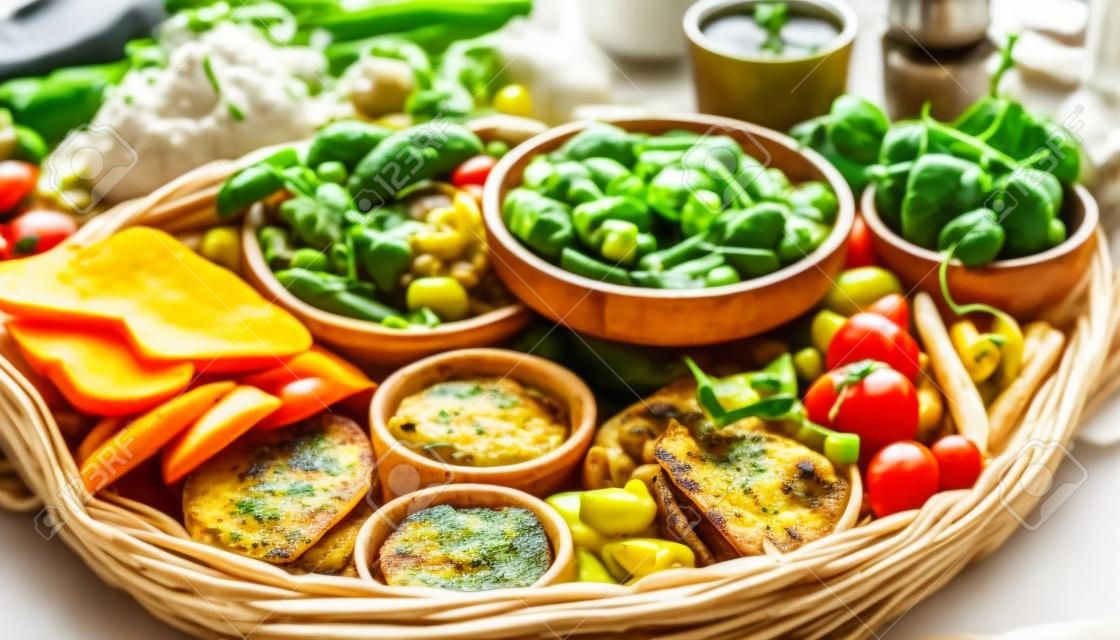 Refeição vegetariana saudável com ingredientes orgânicos frescos gerados por inteligência artificial