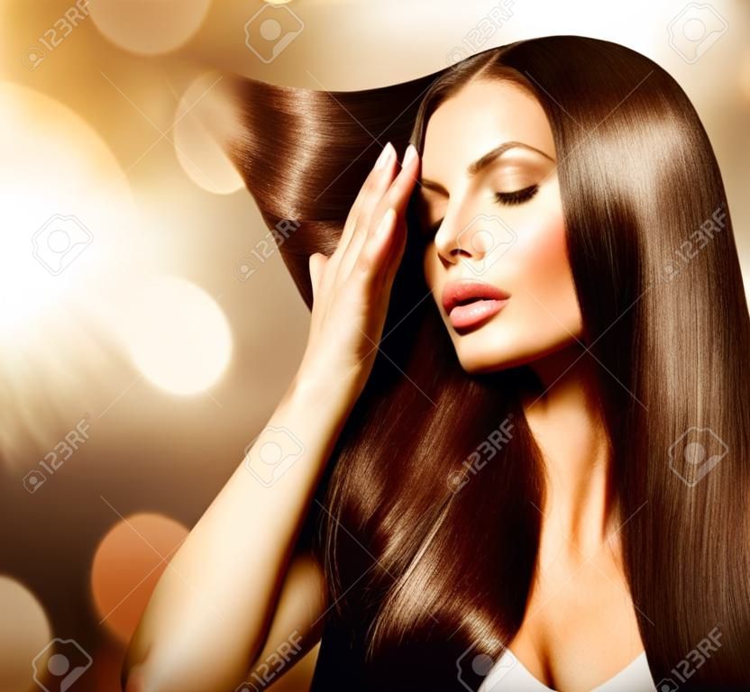 Beauty Woman megérintette a hosszú és egészséges barna haj