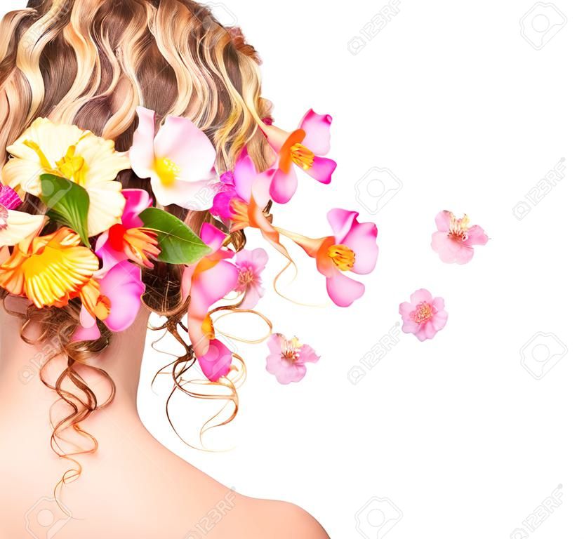 Frisur mit bunten Blumen Haarpflege-Konzept Backside-Ansicht