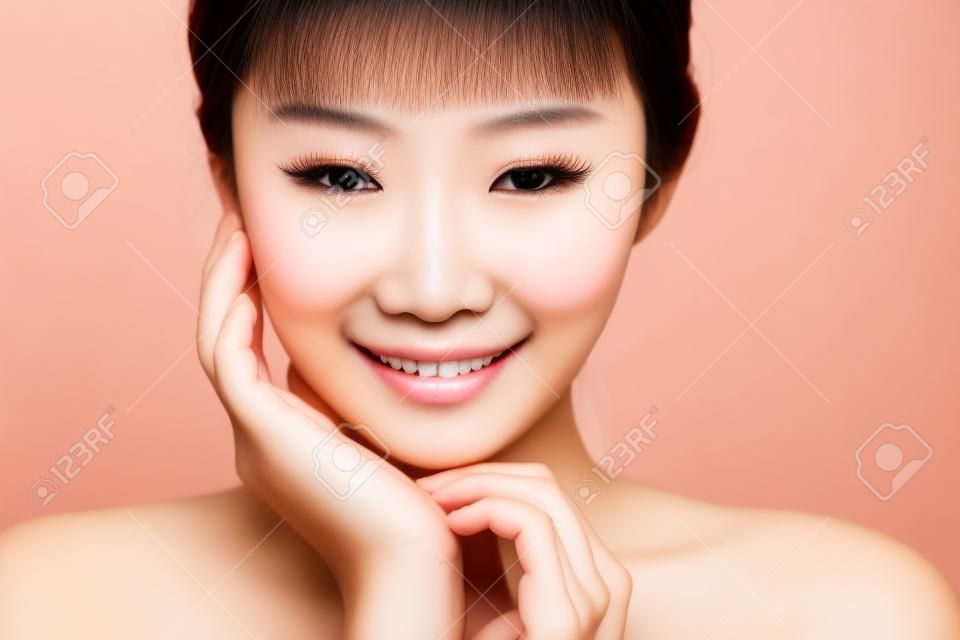closeup, sorrindo, jovem, bonito, asiático, mulher, rosto