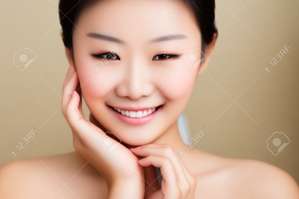 closeup, sorrindo, jovem, bonito, asiático, mulher, rosto