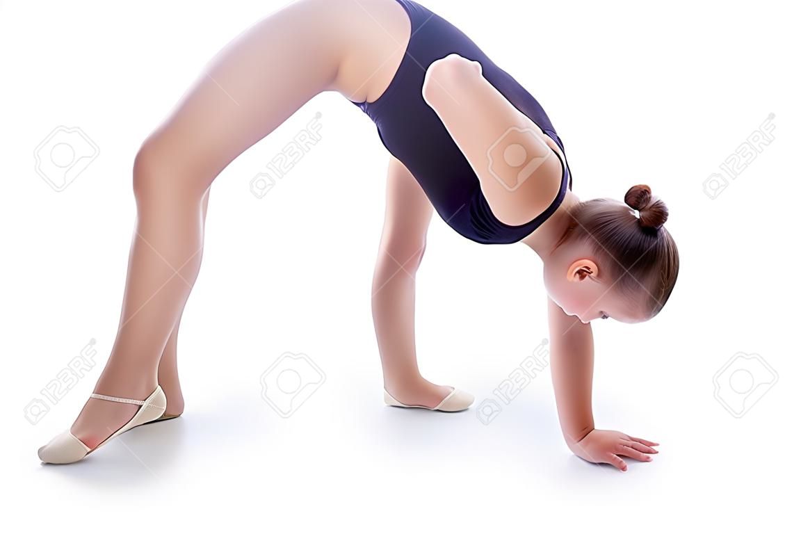 Детские девушка художественной гимнастике упражнения на белом фоне