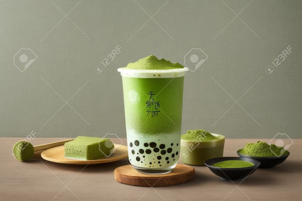 matcha green tea latte with bubble and honey bubbles