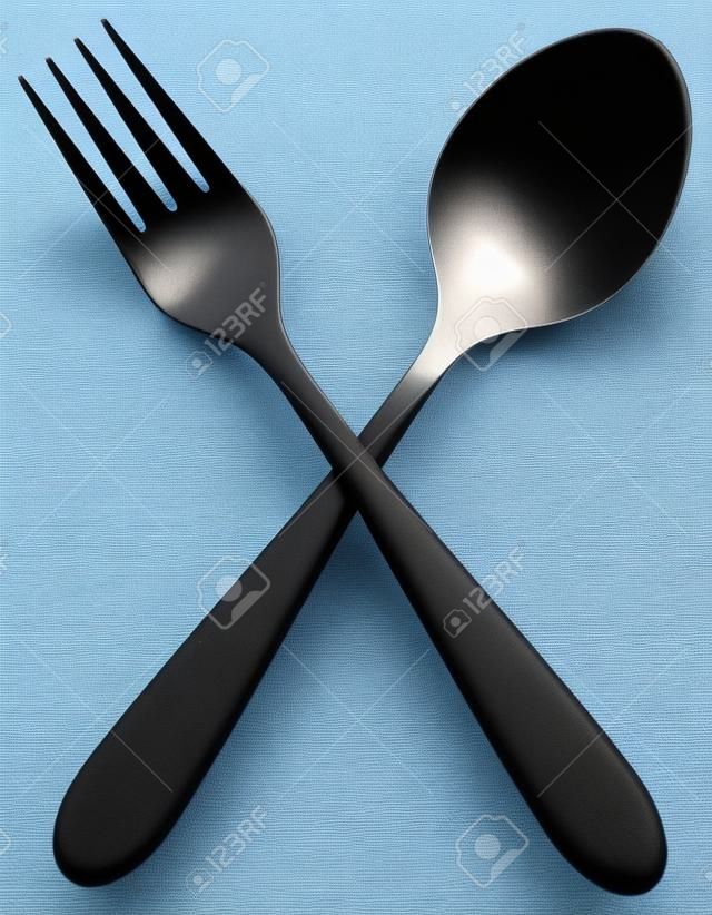 crossed fork and spoon