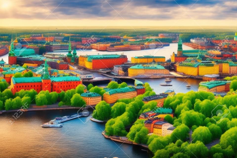 Stockholm, Schweden. Luftbild von berühmten Gamla Stan (Altstadt) und anderen Inseln, Kanäle, Sehenswürdigkeiten.