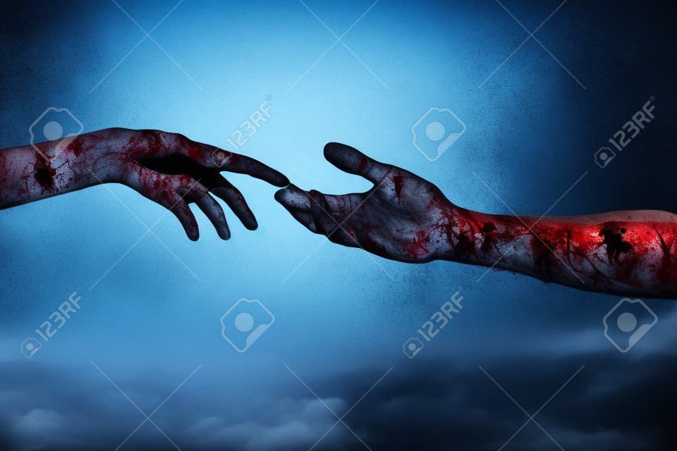 zombie handen man en vrouw van man oorlog soldaat en meisje vrouw met bloedige wonden en rood bloed op de huid op blauwe lucht achtergrond