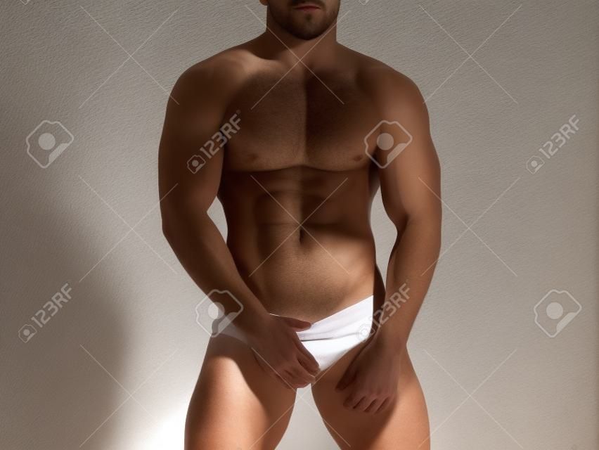 Corpo gay sexy. Giovane nudo. Macho caldo. Corpo atletico dell'uomo.