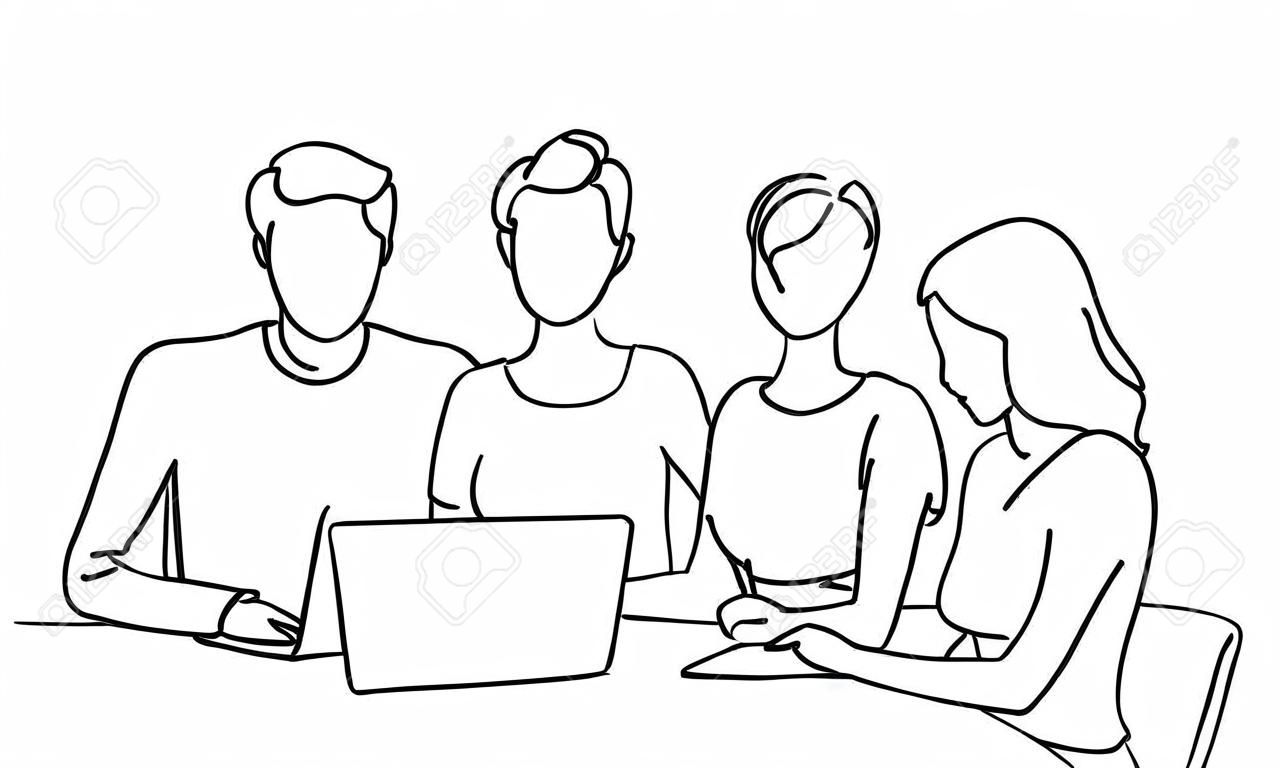 Un grupo de empresarios trabaja con un portátil.