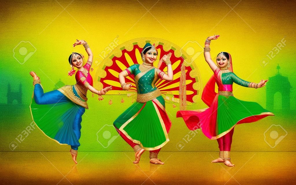Иллюстрация индийской классической танцовщицей выступать в костюме триколор